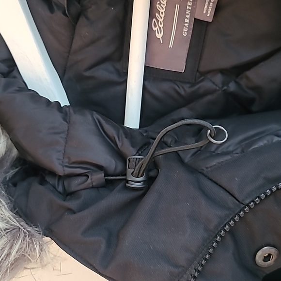 Eddie Bauer black winter parka w/faux fur trimmed hood. Women's petite large. - Picture 10 of 13